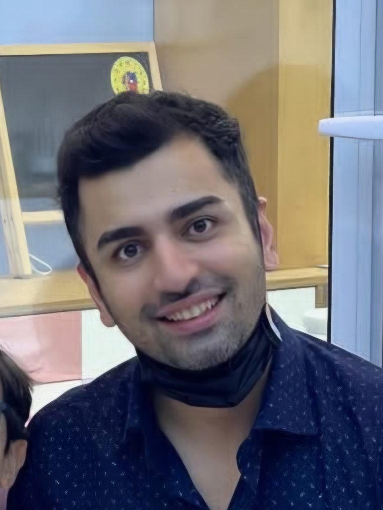 دکتر مجید آهنگری